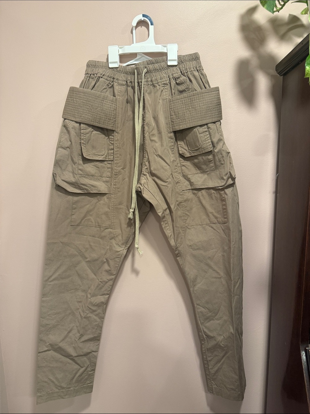 MNML Cargo Pants